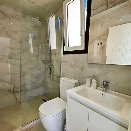 Aria's 1 * كيبارو