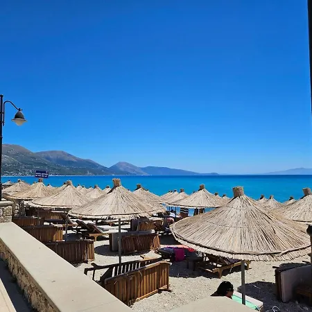 Aria's 1 Apartamento Qeparo