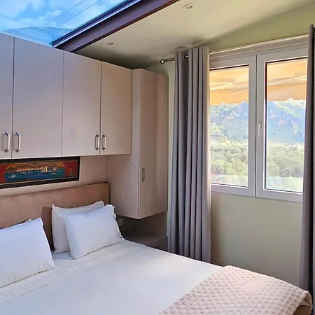 Aria's 1 Apartamento *